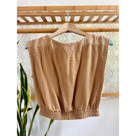 A New Day Textured Crop Top Bundle - Picture 2 of 10